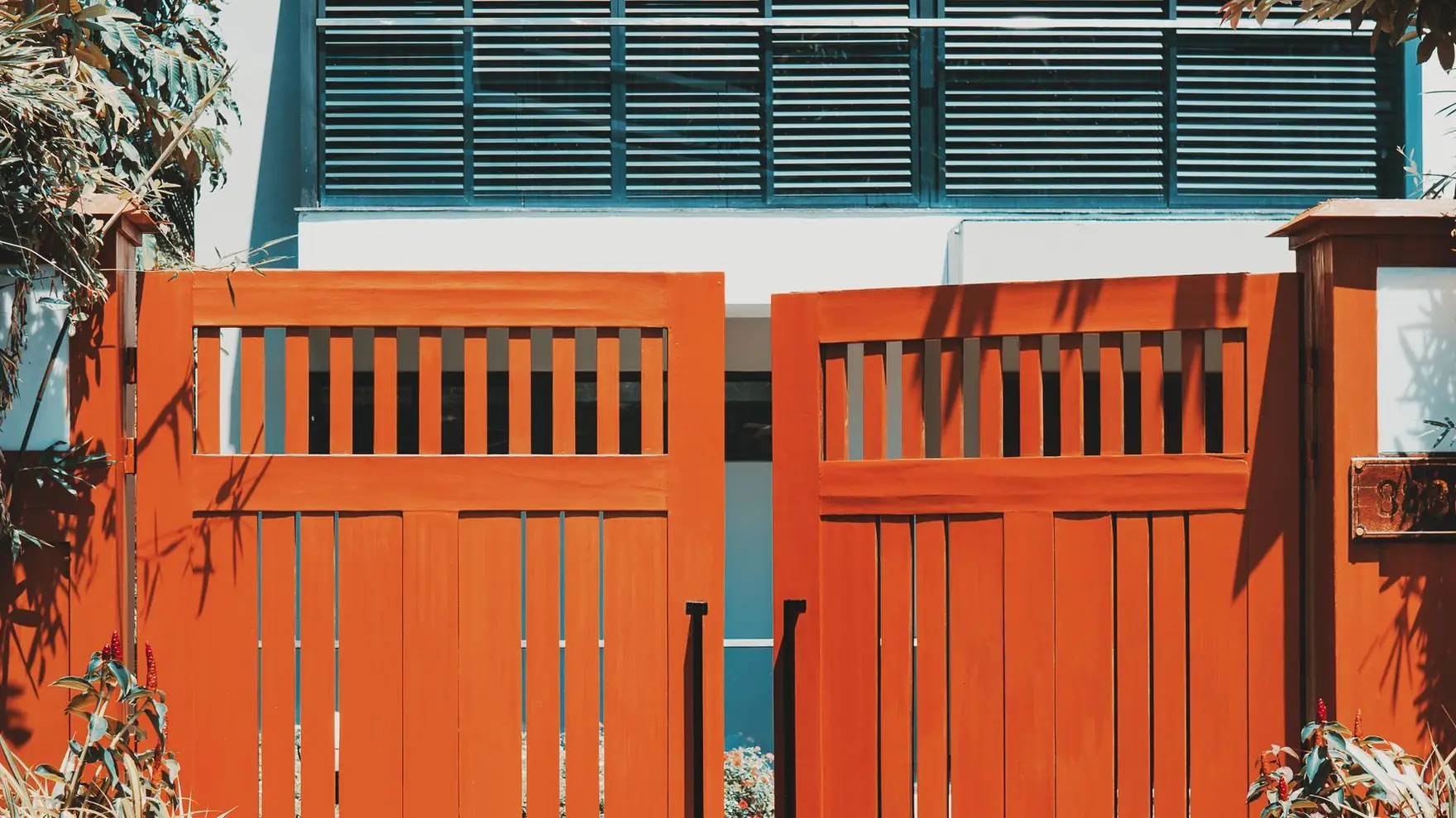 Driveway Gates in Dallas and Fort Worth